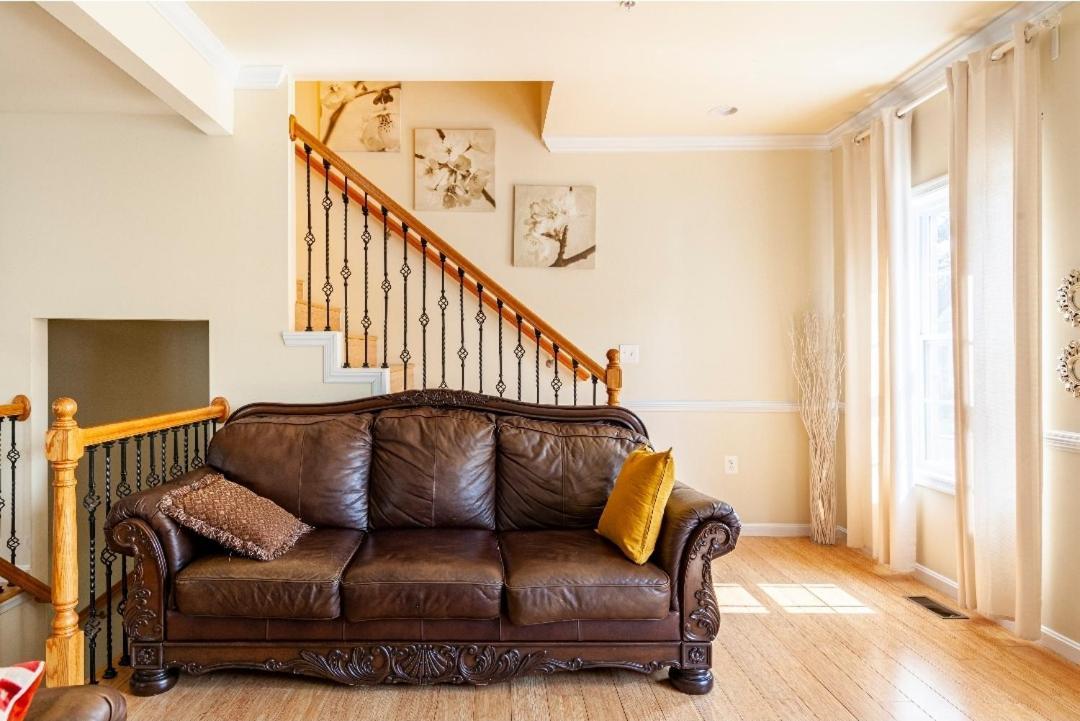 Luxurious And Cozy In Dc Habitación en casa particular Washington